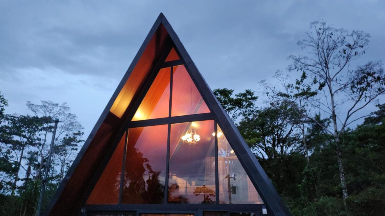 Yarumo Lodge, Rio Celeste Black Chalets Bijagua Exterior foto